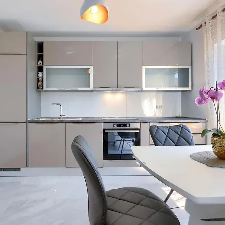 Muki-2 By Interhome *